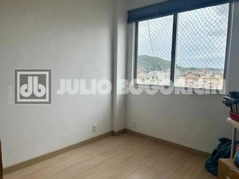 3-bedroom, 3-bath apartment with 2 parking spaces — photo 13