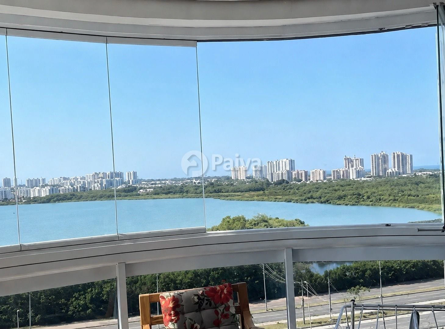 3 quartos e varanda envidraçada: apartamento de 120 m²