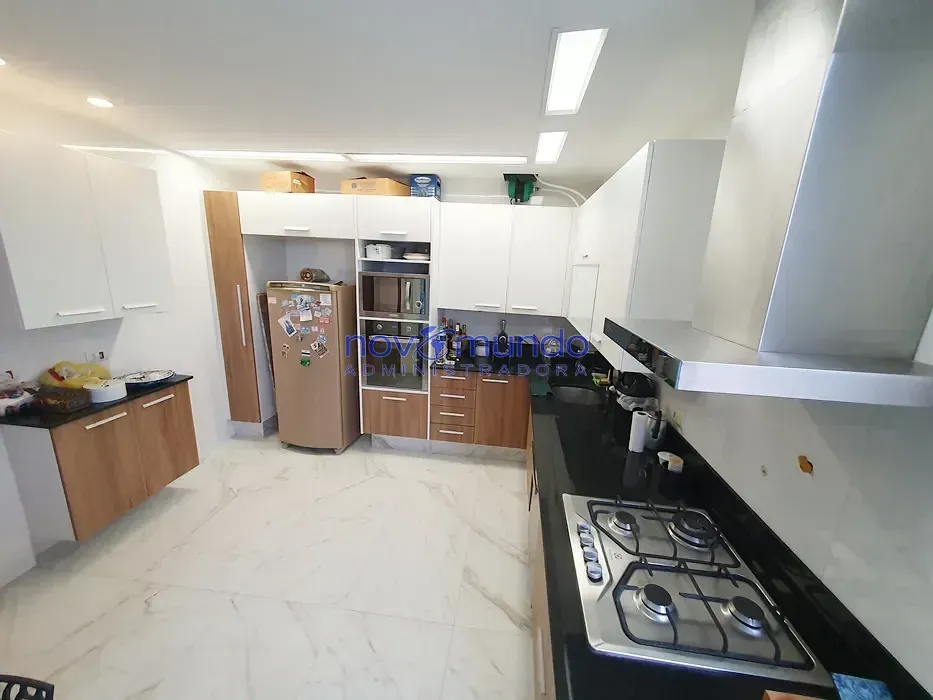 Furnished apartment with 3 bedrooms and 1 parking space — photo 11