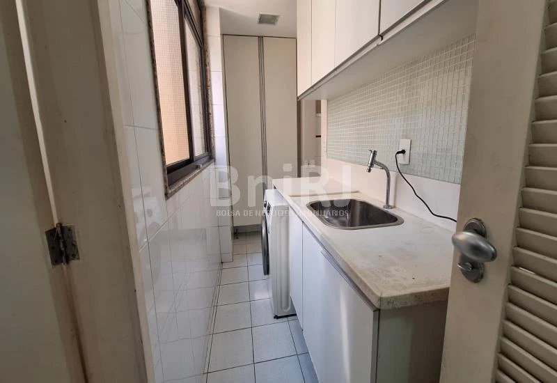 Furnished apartment 267 m² with 3 bedrooms and views — photo 19