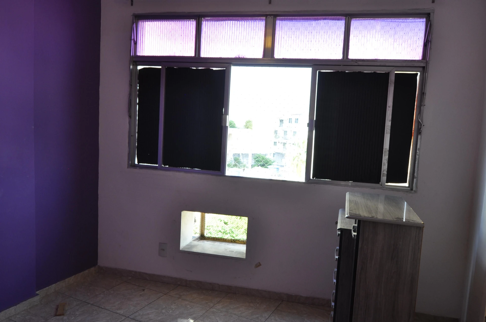 Unfurnished 2-bedroom apartment with a balcony — photo 8