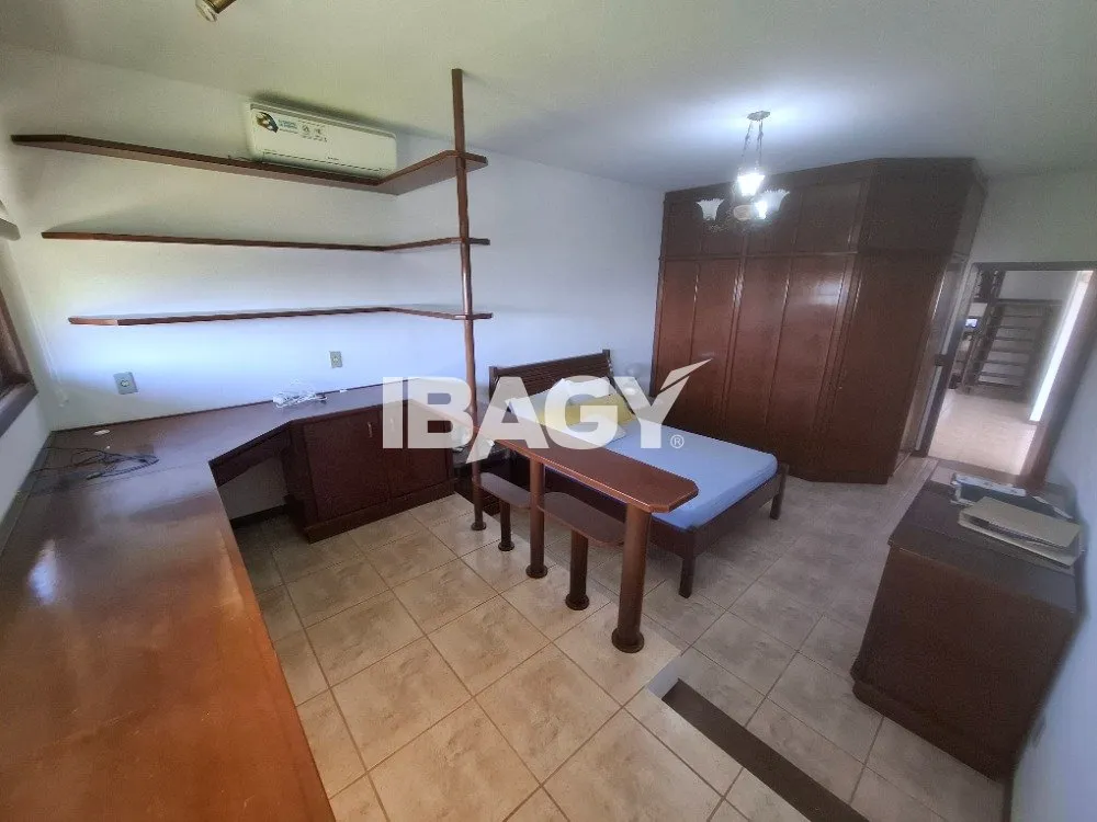 Furnished house with 5 bedrooms, 2 suites and 2 parking — photo 29