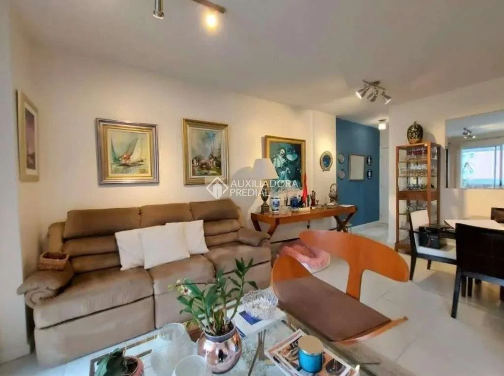 Apartamento amueblado tipo cobertura de 190 m² y 4 dormitorios