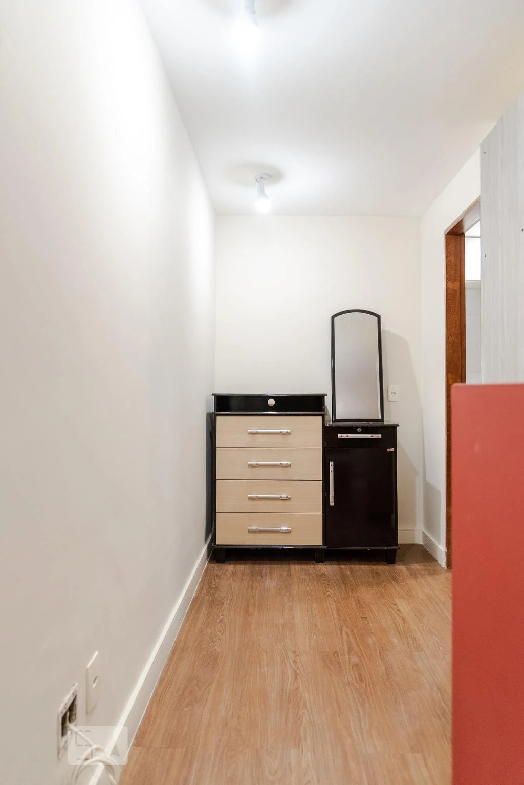 Studio, 45 m², com janelas do piso ao teto — photo 32