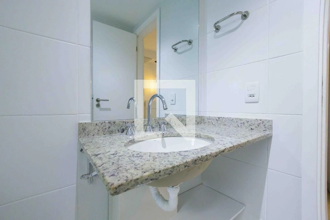 2-bedroom apartment with a private BBQ — photo 35