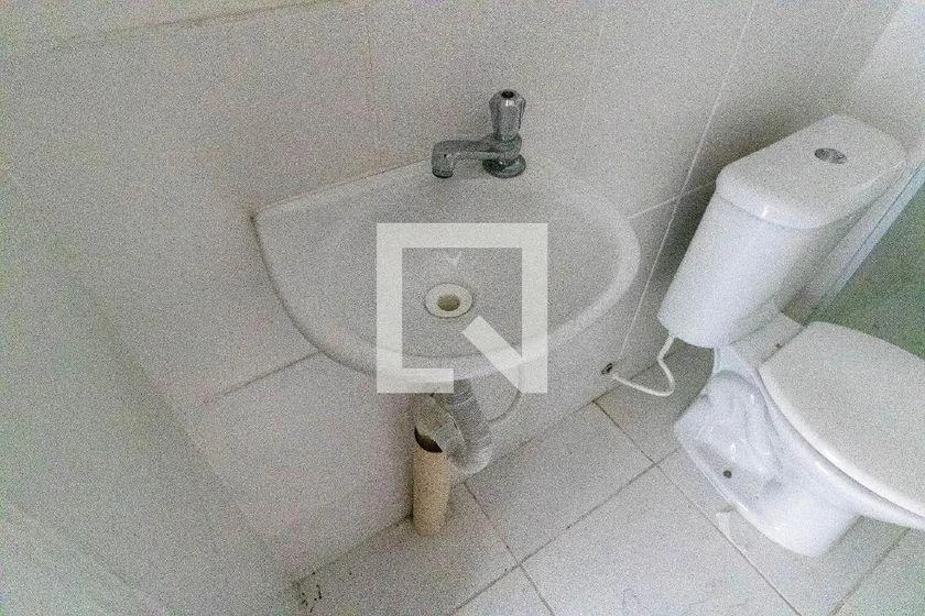 2-bedroom apartment in a building with a gym — photo 20