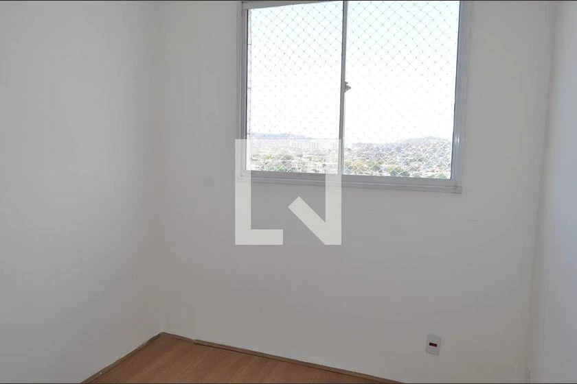Glass-enclosed balcony in a 2-bedroom apartment, 47 m² — photo 21