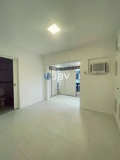 Rental apartment with 3 bedrooms and 3 bathrooms — photo 10