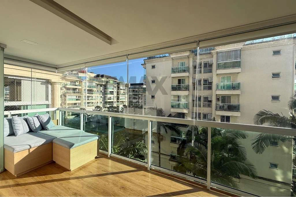 Apartamento reformado de 98 m² com varanda fechada — photo 15