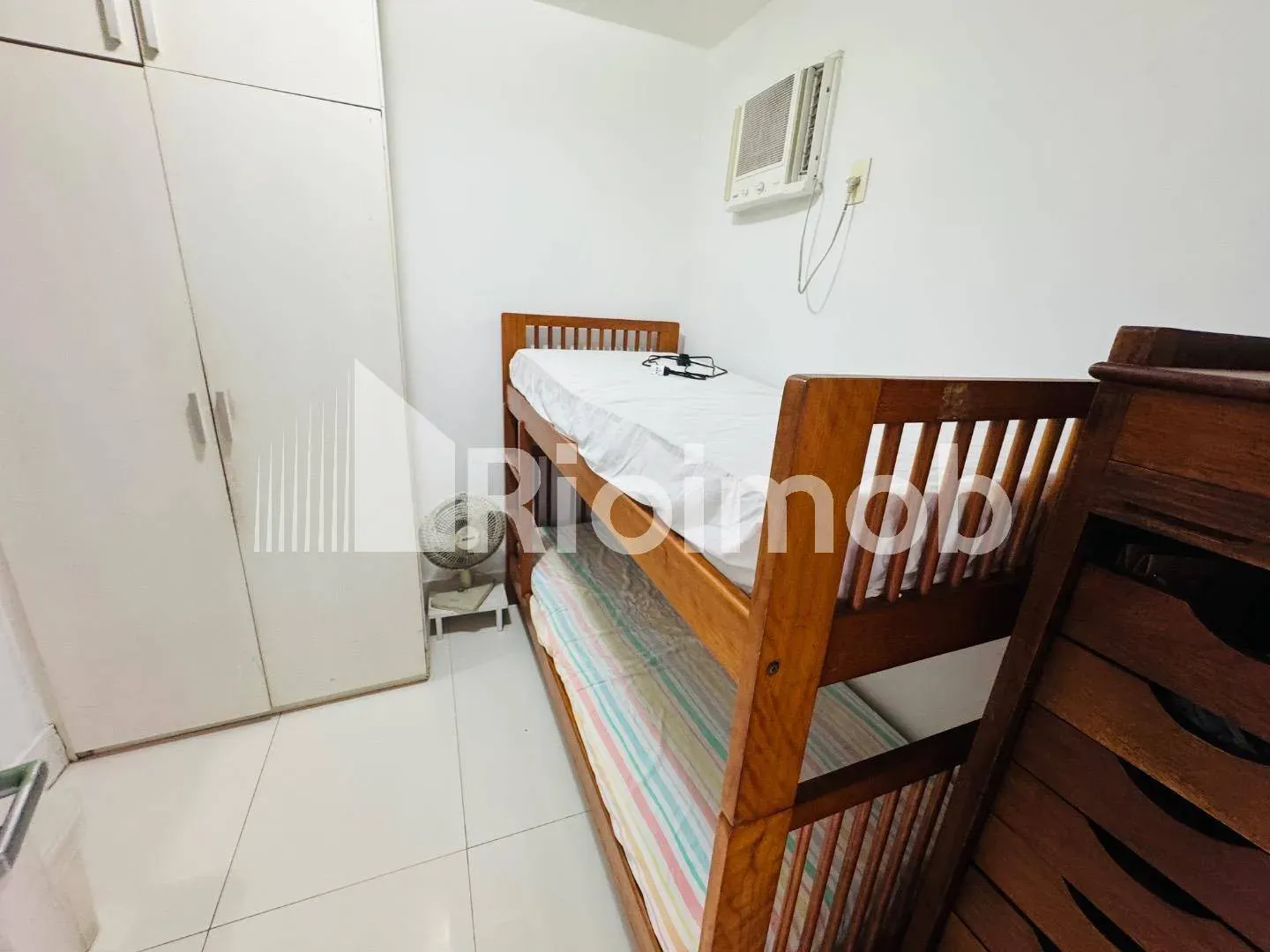 Unfurnished apartment with 5 bedrooms and 5 bathrooms — photo 30
