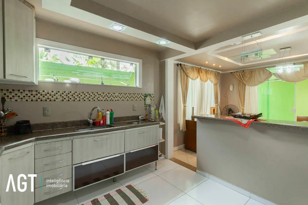 Furnished house with 4 bedrooms, 1 bathroom and 3 parking — photo 18