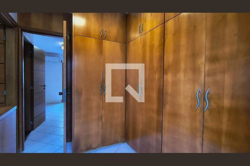 Sobrado em condomínio com 3 suítes e varanda de vidro — photo 38