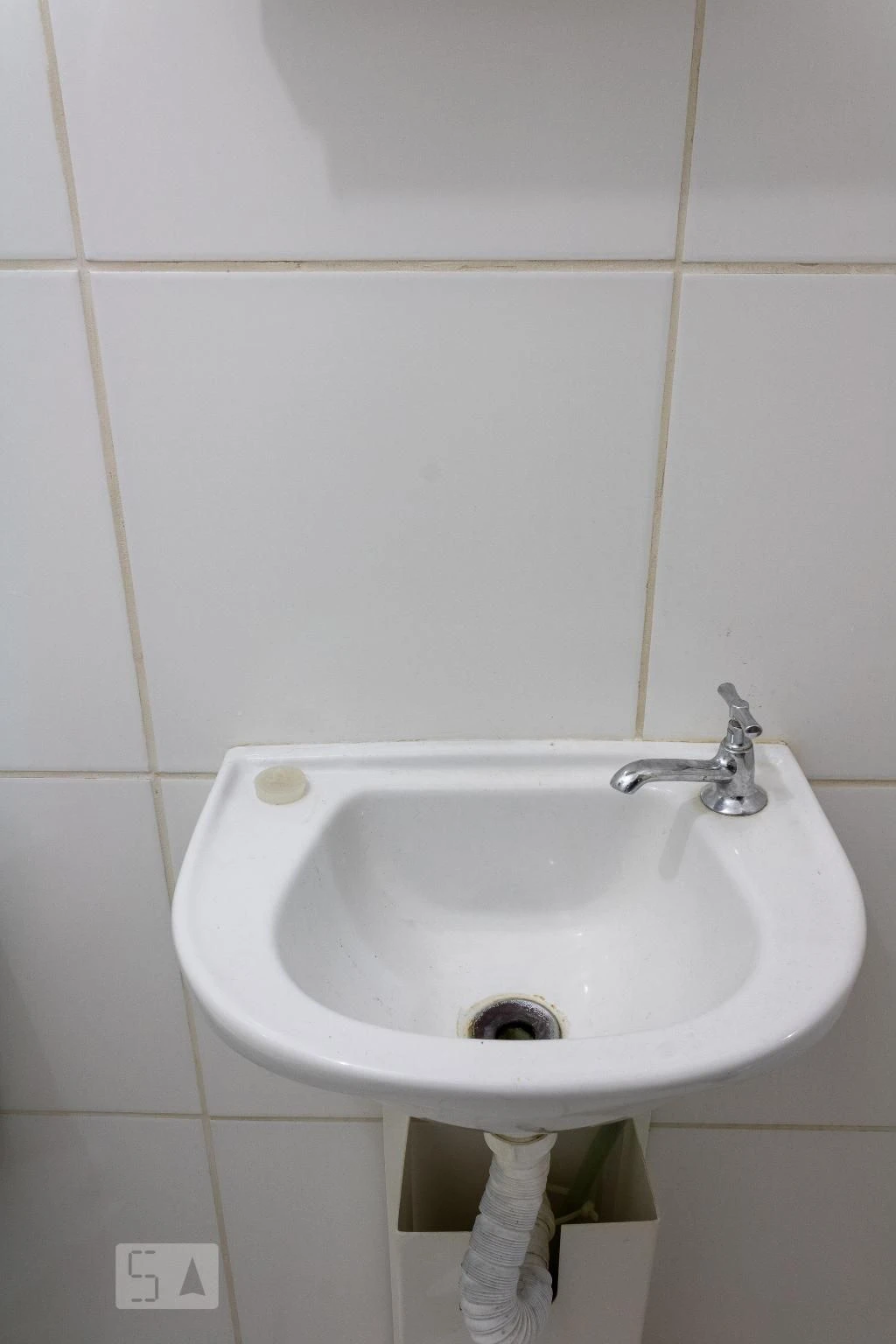 Apartamento com 2 quartos e área de lavanderia — photo 6