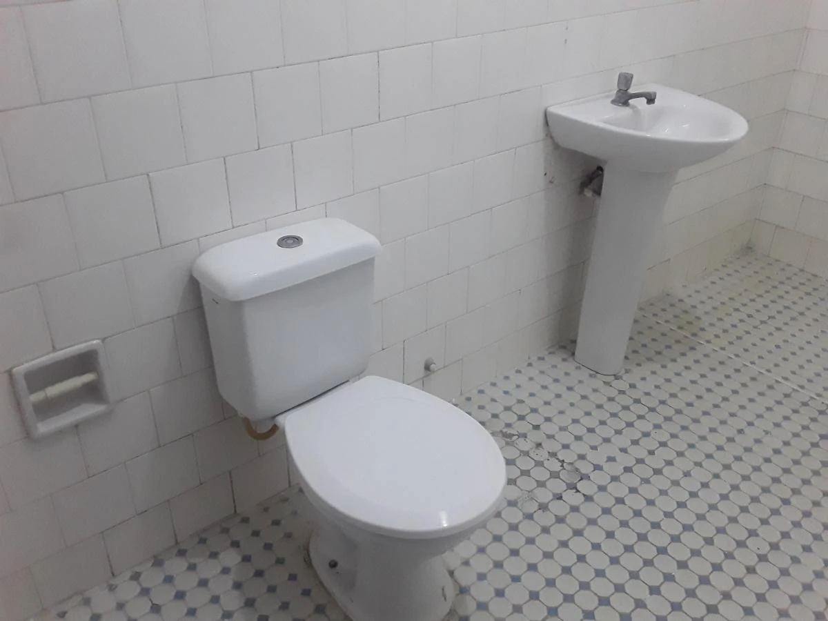 Квартира з 2 спальнями 70 м² та 1 ванною — photo 4