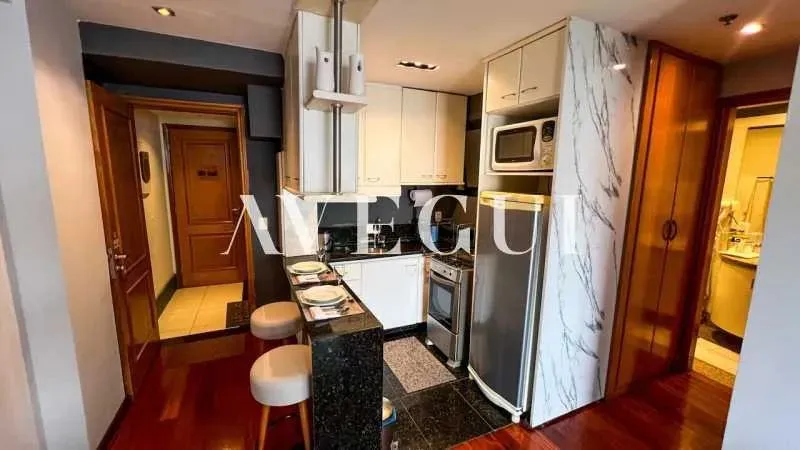 Furnished 2-bedroom apartment with 110 m² — photo 15