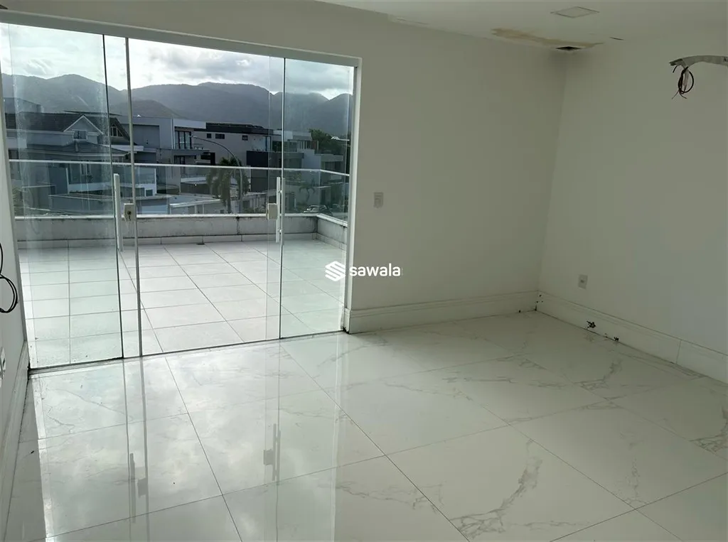Triplex house with 5 suites and 297 m² of space — photo 24