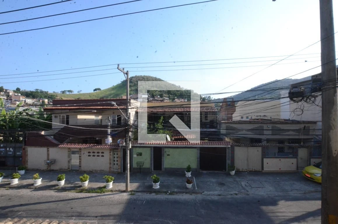 Rental apartment with 2 bedrooms and a balcony — photo 2
