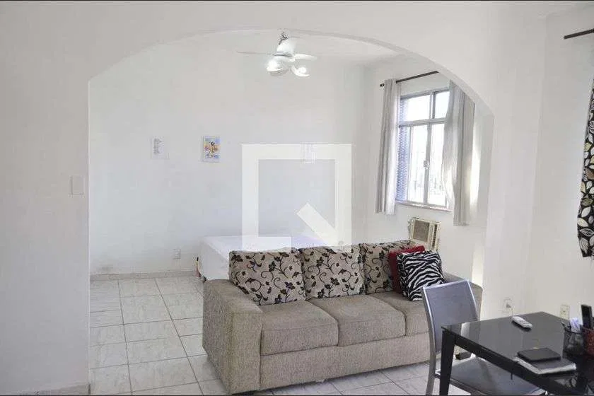 Rental house with a suite and 6 bedrooms — photo 15