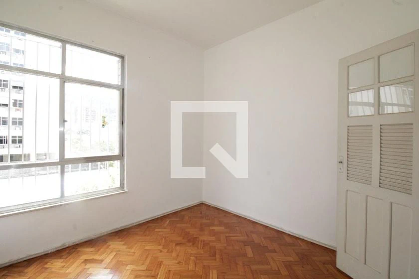 Apartamento de 2 quartos com máquina de lavar — photo 10