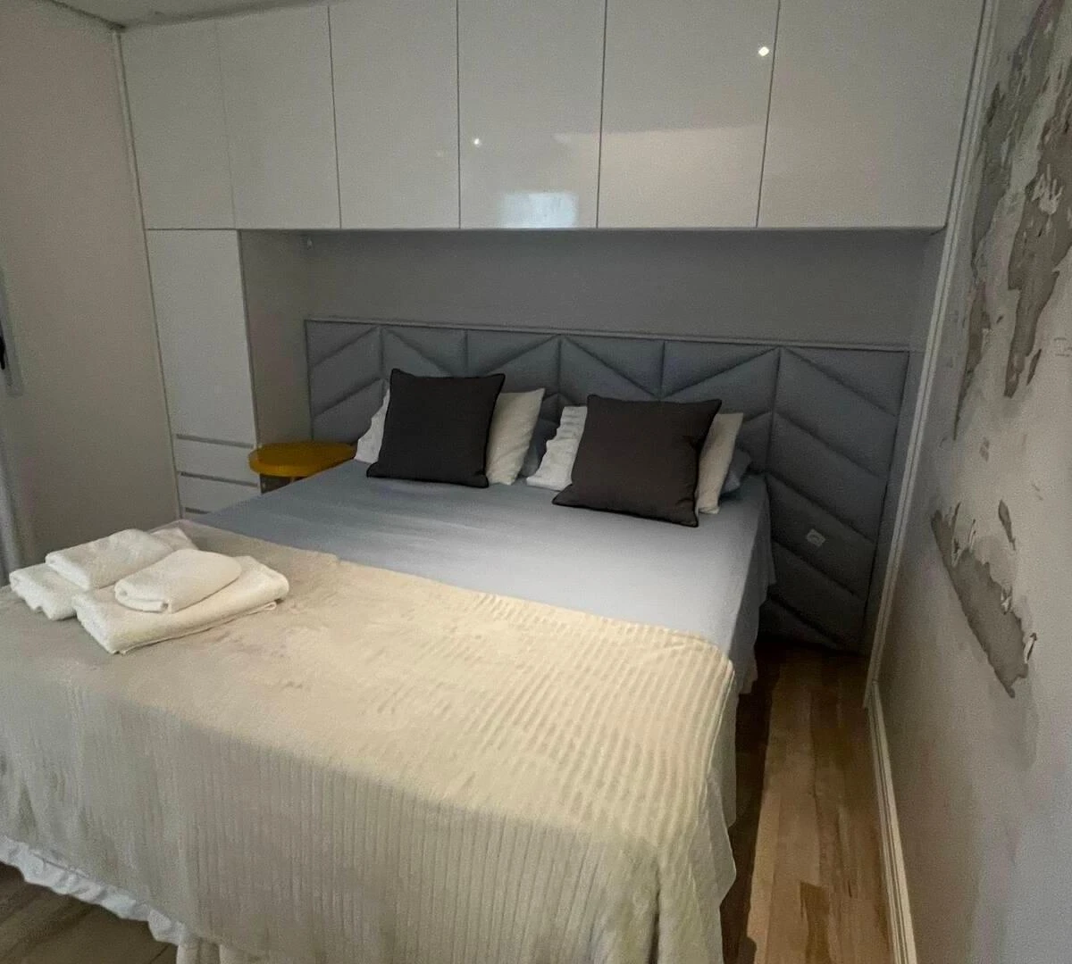 Home office in a 4-bedroom house, 320 m² — photo 29