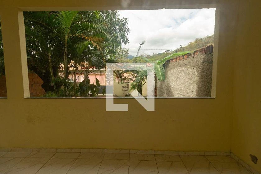Casa sem mobília com 2 quartos e 1 banheiro, 120 m² — photo 7
