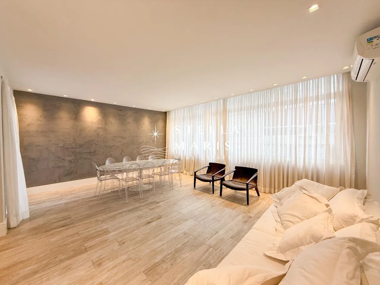 Furnished apartment with 3 bedrooms and 3 bathrooms — photo 15