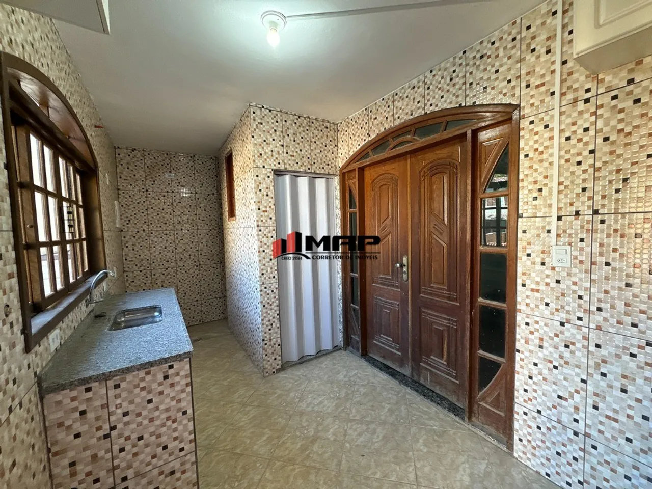 Casa duplex com 2 quartos e varanda fechada — photo 2
