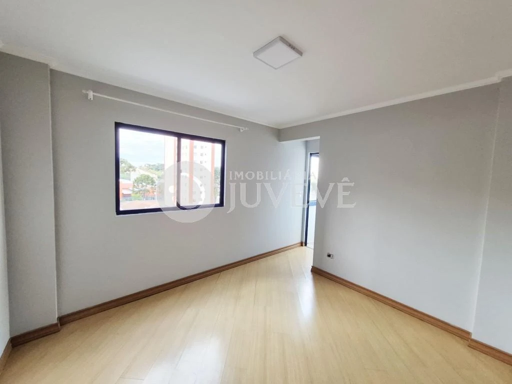Furnished 3-bedroom apartment with enclosed balcony grill — photo 15