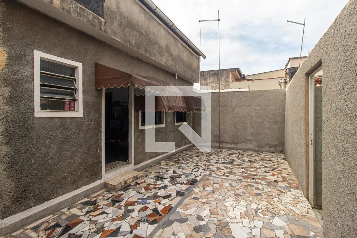 One-bedroom house with a garden — photo 23