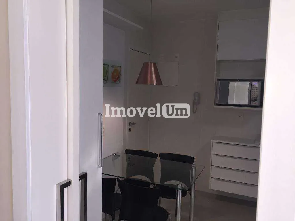 Apartment with 3 bedrooms and built-in wardrobes — photo 32
