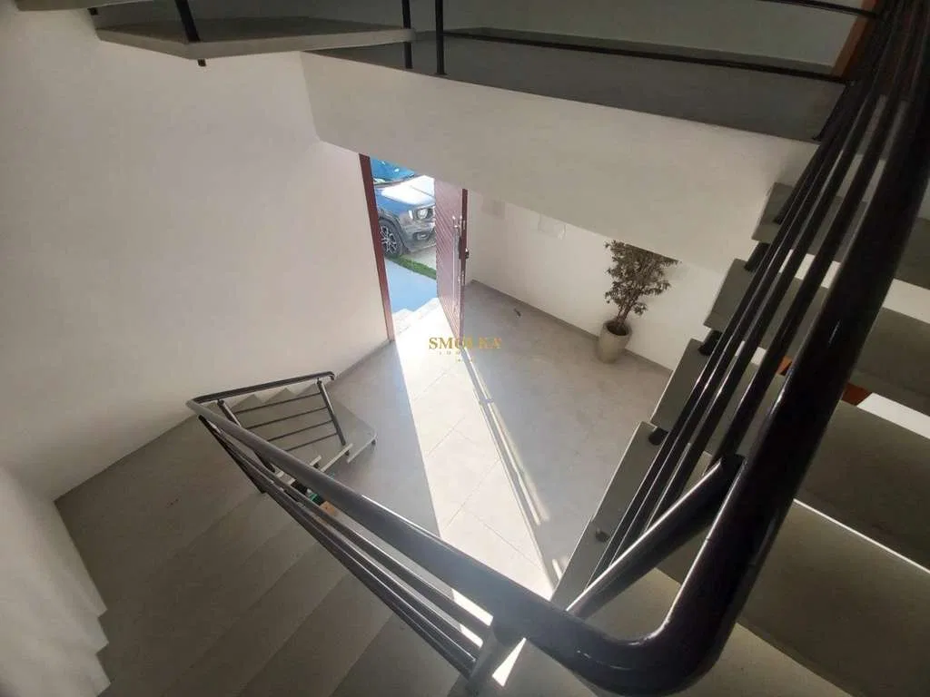 Estudio de 35 m² con cocina abierta y balcón — photo 19