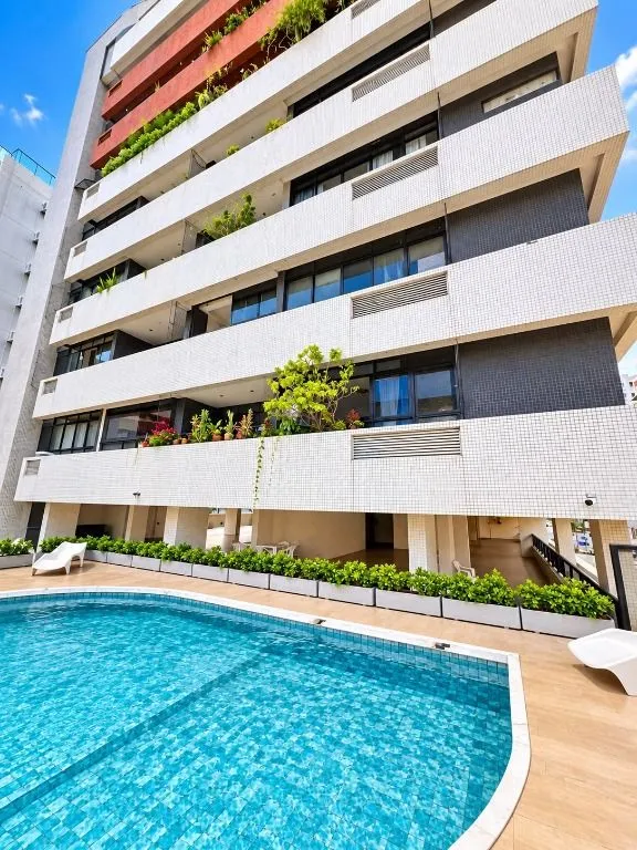 Water view in a 3-bedroom apartment, 130 m² — photo 7