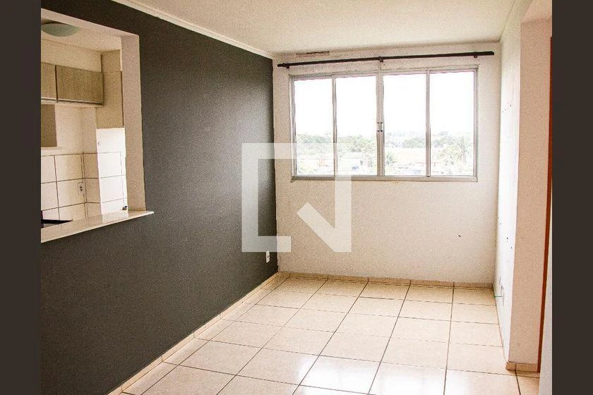 43 m² apartment with a closed kitchen and 2 parking spots