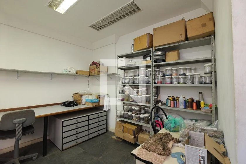Rental house with 10 bedrooms and a separate kitchen — photo 31