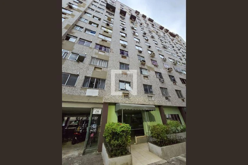 Furnished apartment with 2 bedrooms and 102 m² — photo 31