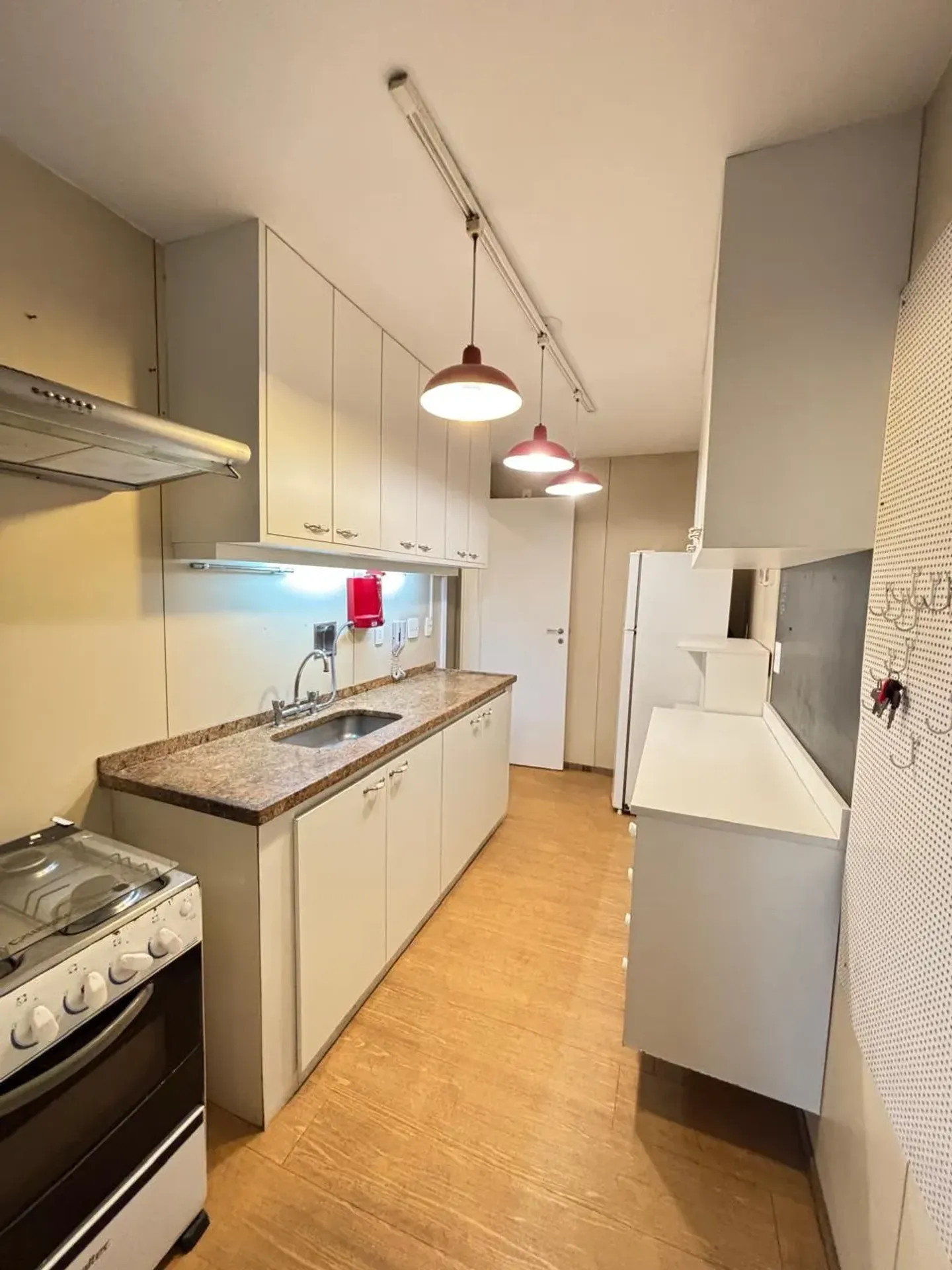 Apartment on the 3rd floor with a walk-in closet — photo 22