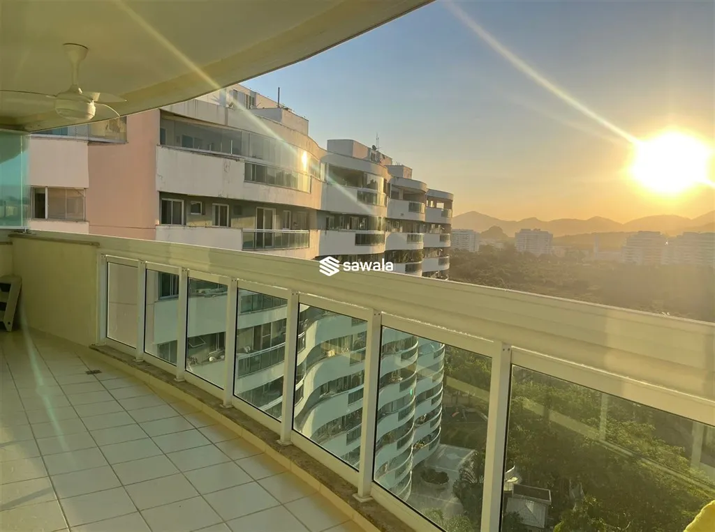 Furnished duplex penthouse with 4 bedrooms and 235 m² — photo 13