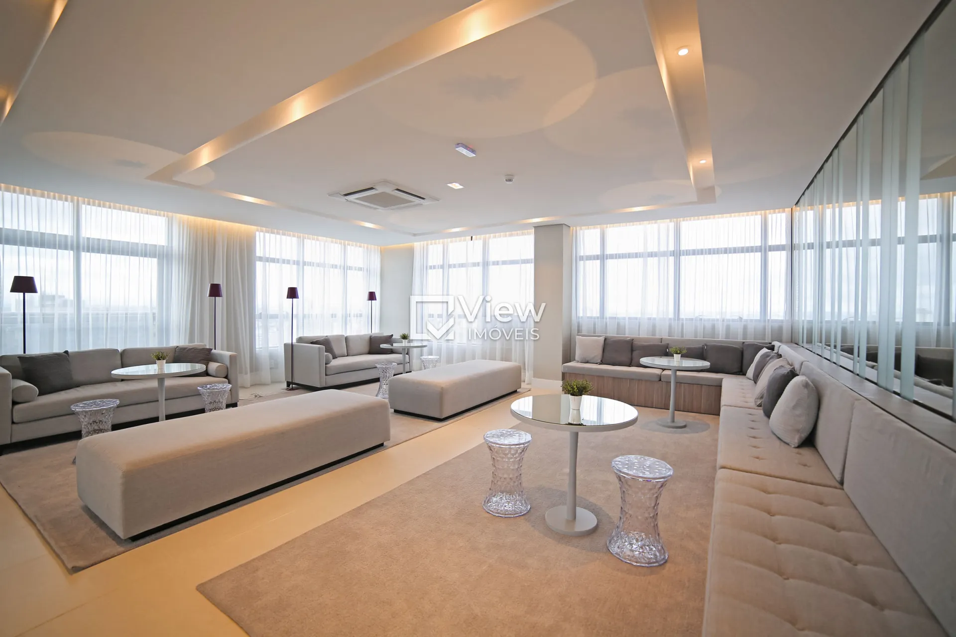 Студия 36 м² с кухней открытого плана — photo 23