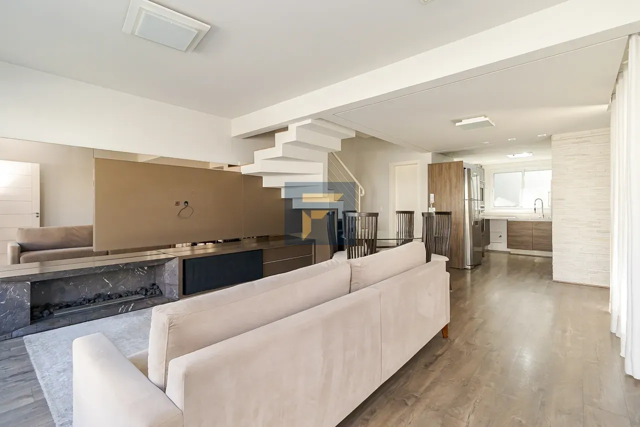 Furnished 140 m² house with 4 bedrooms and open-plan kitchen — photo 3