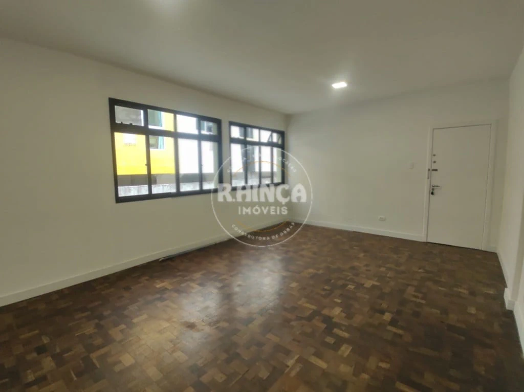 Apartamento com piso de madeira ou laminado, Centro — photo 2