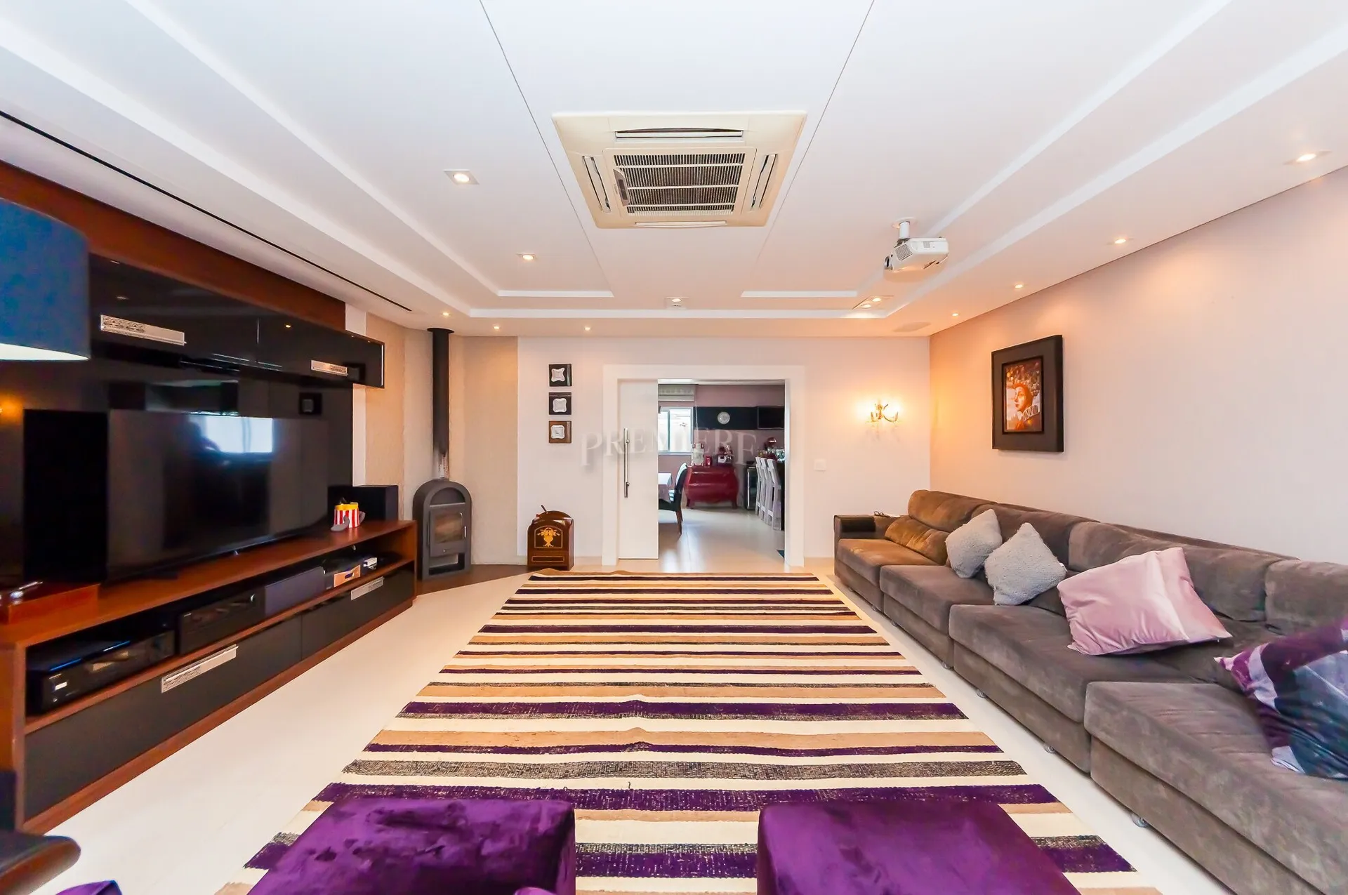 House with 3 en-suite bedrooms and 450 m² — photo 3