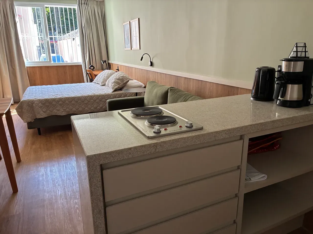 Меблированная квартира: 1 спальня и 1 ванная 150 м² — photo 15