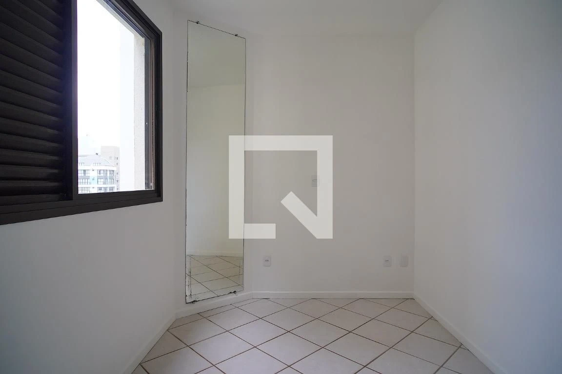 Вид на воду и 2 спальни: квартира 69 м² — photo 15