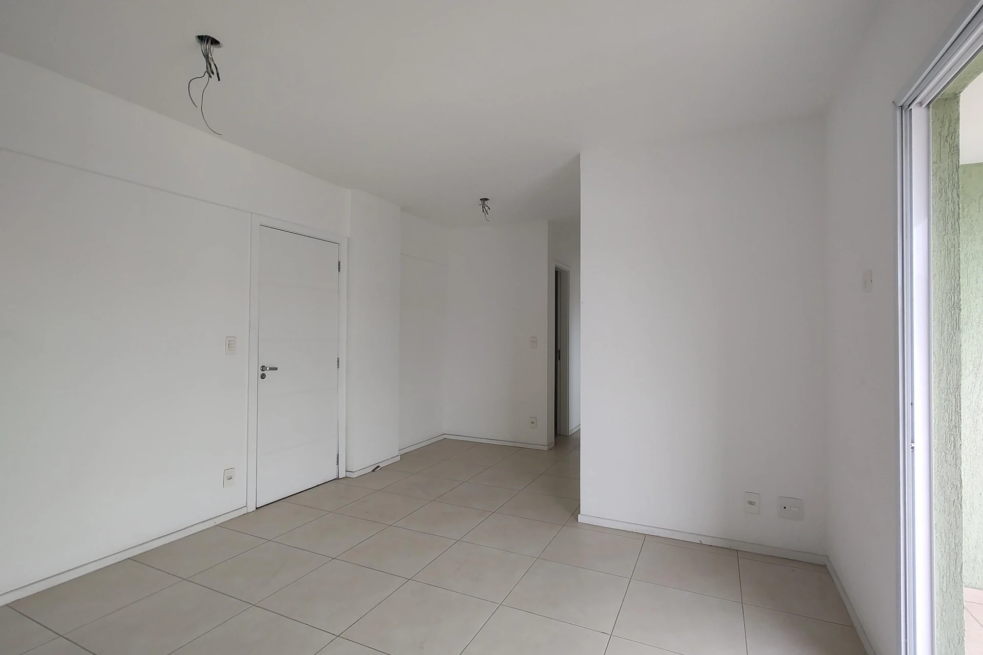 Apartamento de 2 dormitorios con balcón y vistas — photo 10