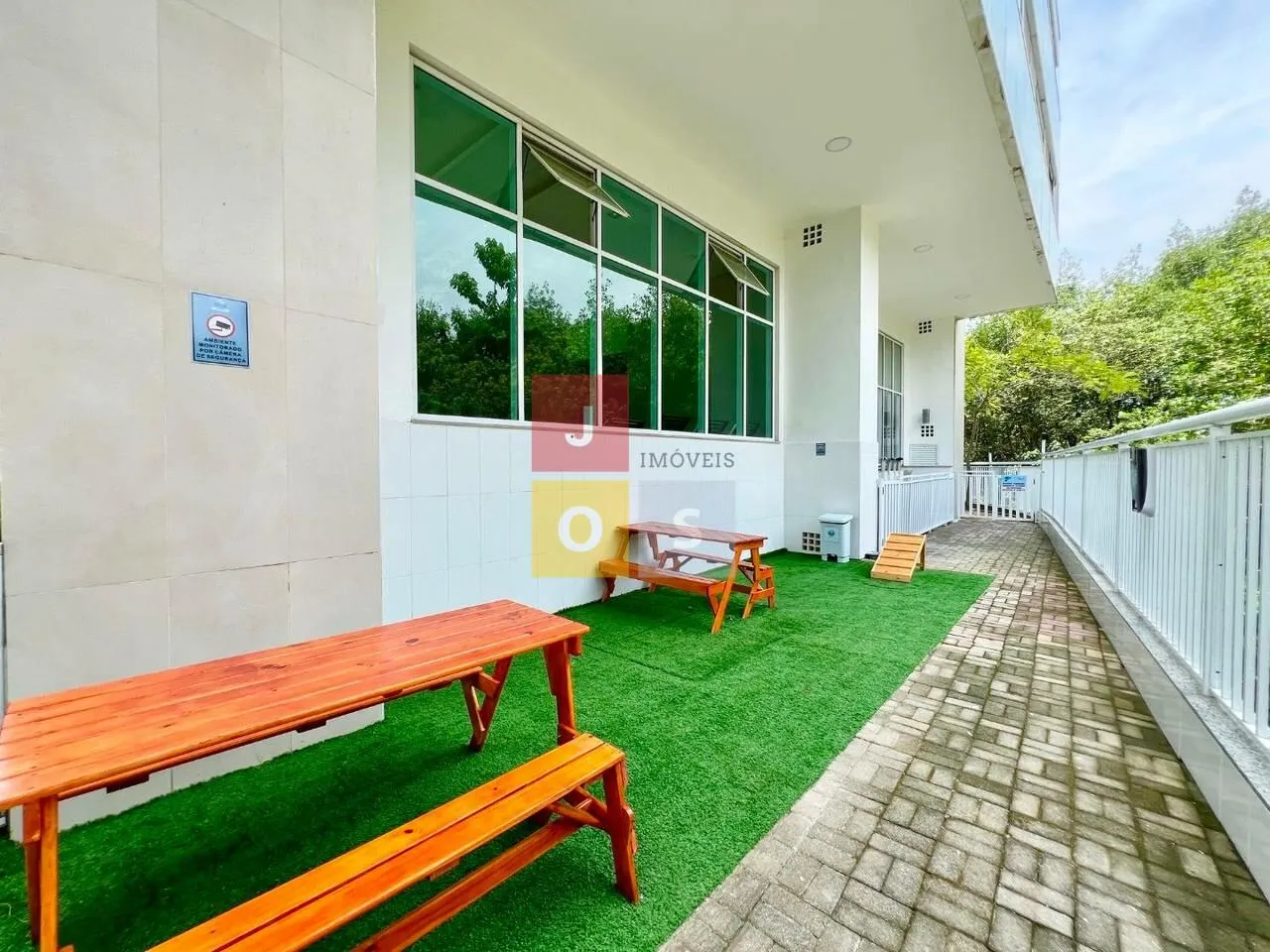 Furnished 4-bedroom suite apartment with 156 m² — photo 74