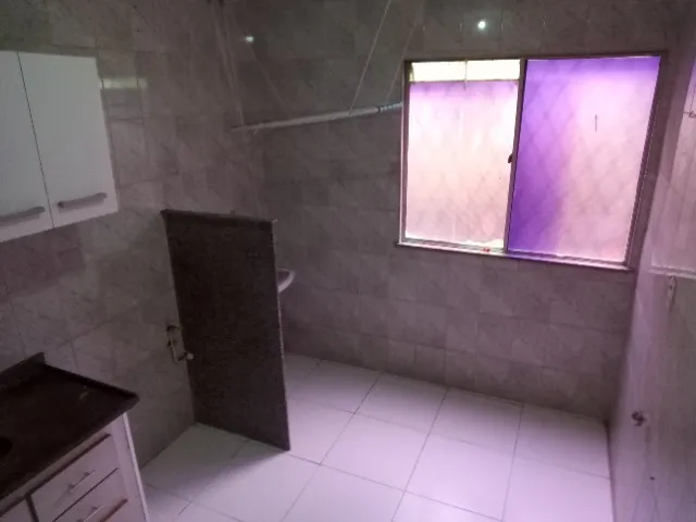 Unfurnished 1-bedroom apartment with private laundry — photo 2