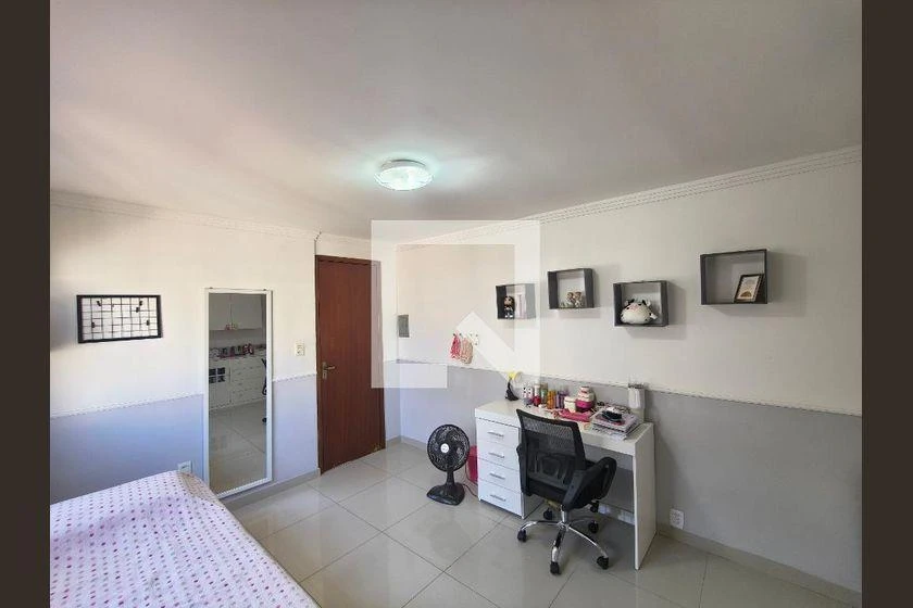 Затишний будинок 197 м² з 3 спальнями і двором — photo 40