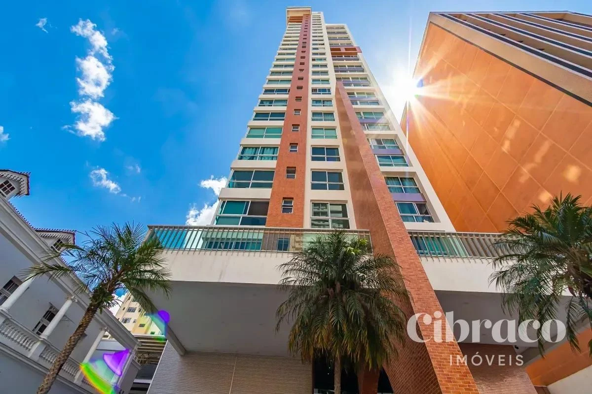 One-bedroom apartment with a washing machine in Curitiba