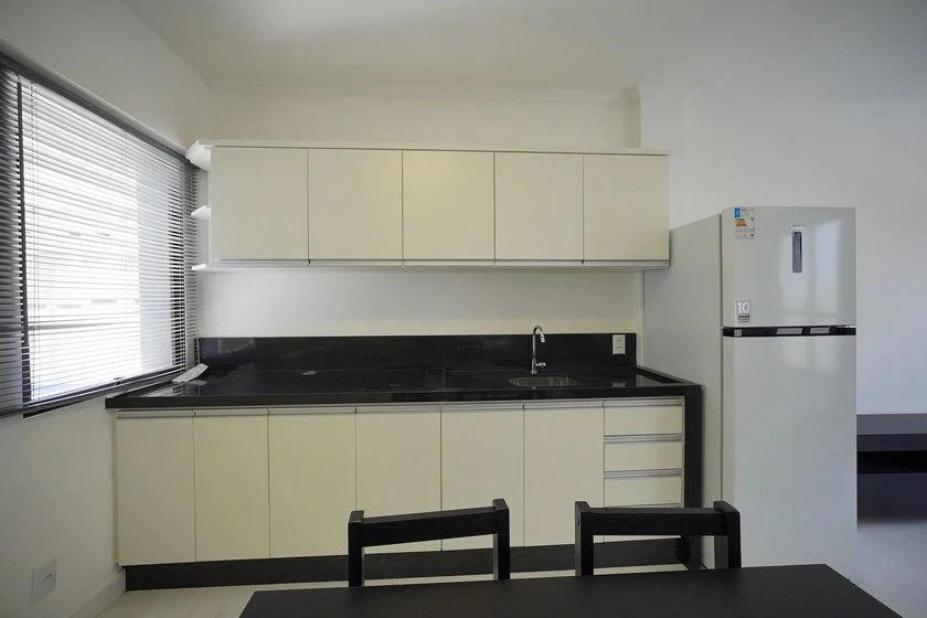Apartamento amueblado de 1 dormitorio con cocina abierta — photo 6