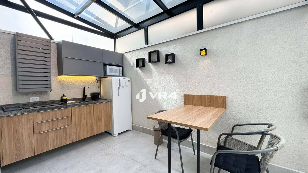 Furnished 33 m² studio with 1 bedroom and a balcony
